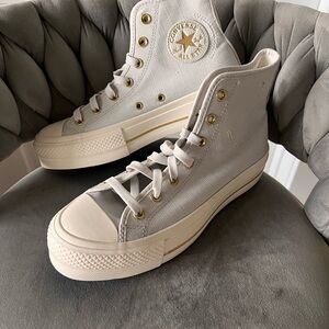 Converse Women's High-Top Lift Platform Sneakers Size 8.5